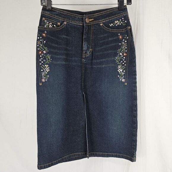 Sergio Valente Denim Floral Beaded Detail Pencil Skirt Women's Size Small - Picture 1 of 9